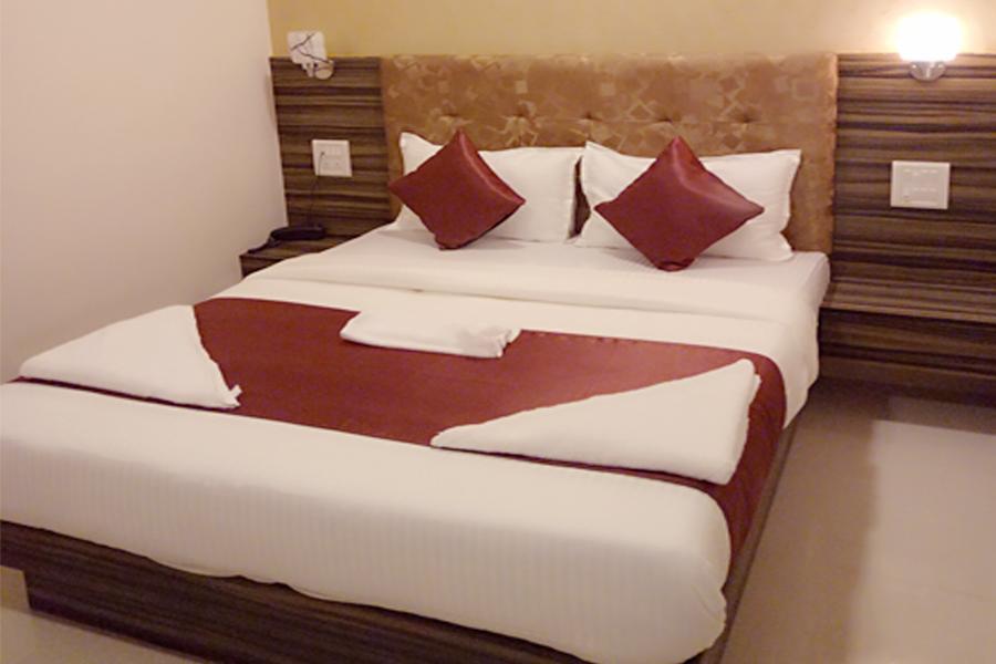 Flagship 83490 Hotel Bently Palace Mumbai Exterior photo